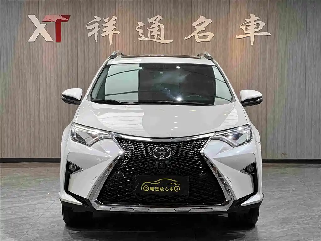 Toyota RAV4 2017 — фото 2
