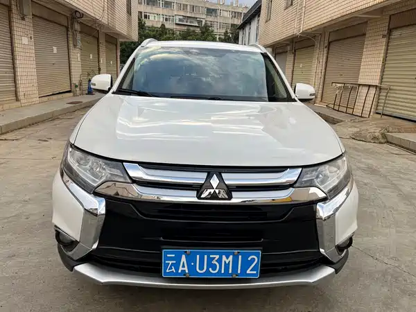 Mitsubishi Outlander 2018