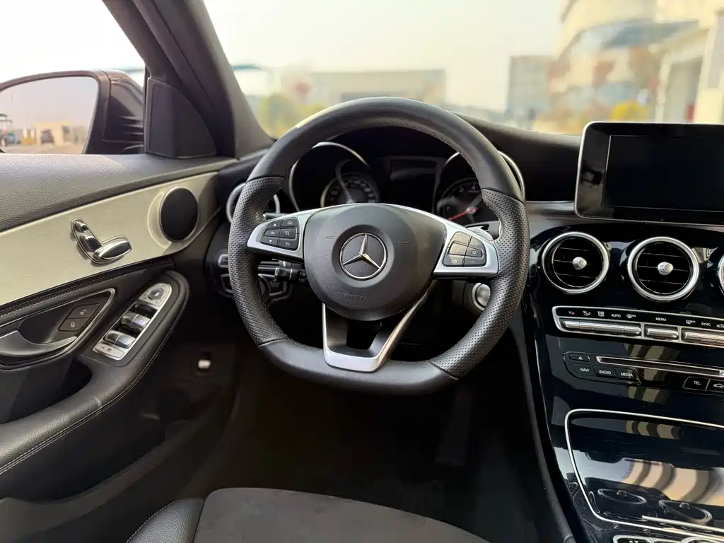 Mercedes-Benz C-Class 2018 — фото 8