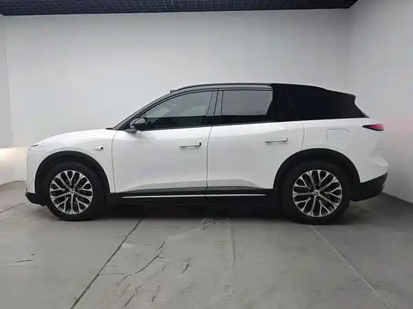 NIO ES6 2024
