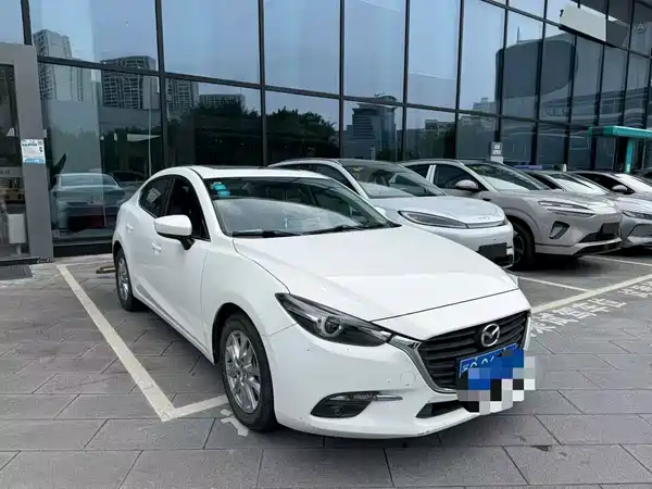Mazda 3 Axela 2019