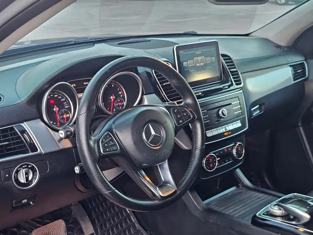 Mercedes-Benz GLE Coupe 2016 — фото 8