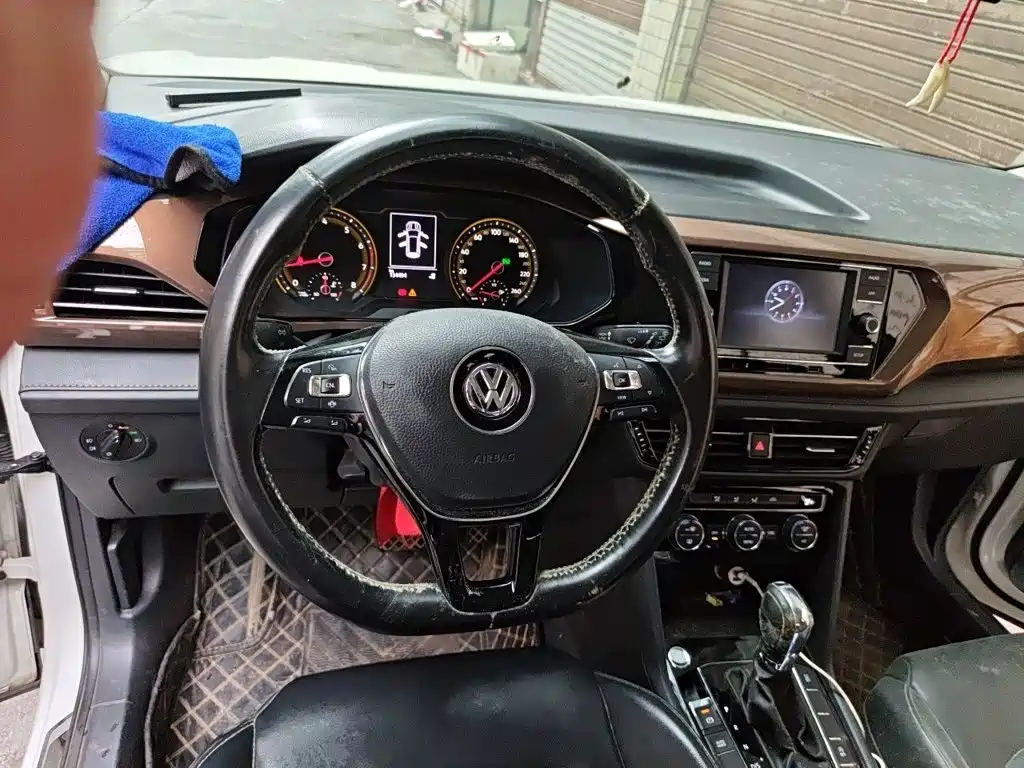 Volkswagen Tharu 2019