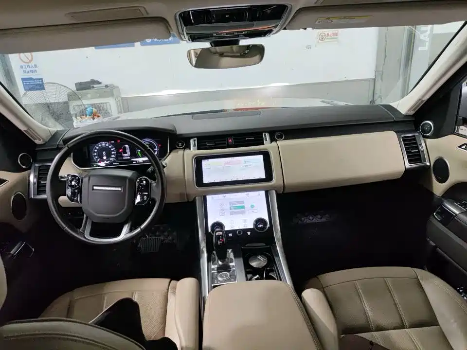 Land Rover Sport PHEV 2021 — фото 4