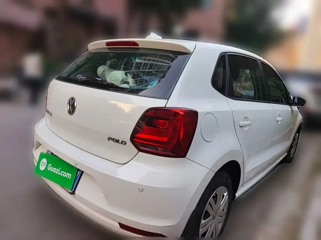 Volkswagen Polo 2016