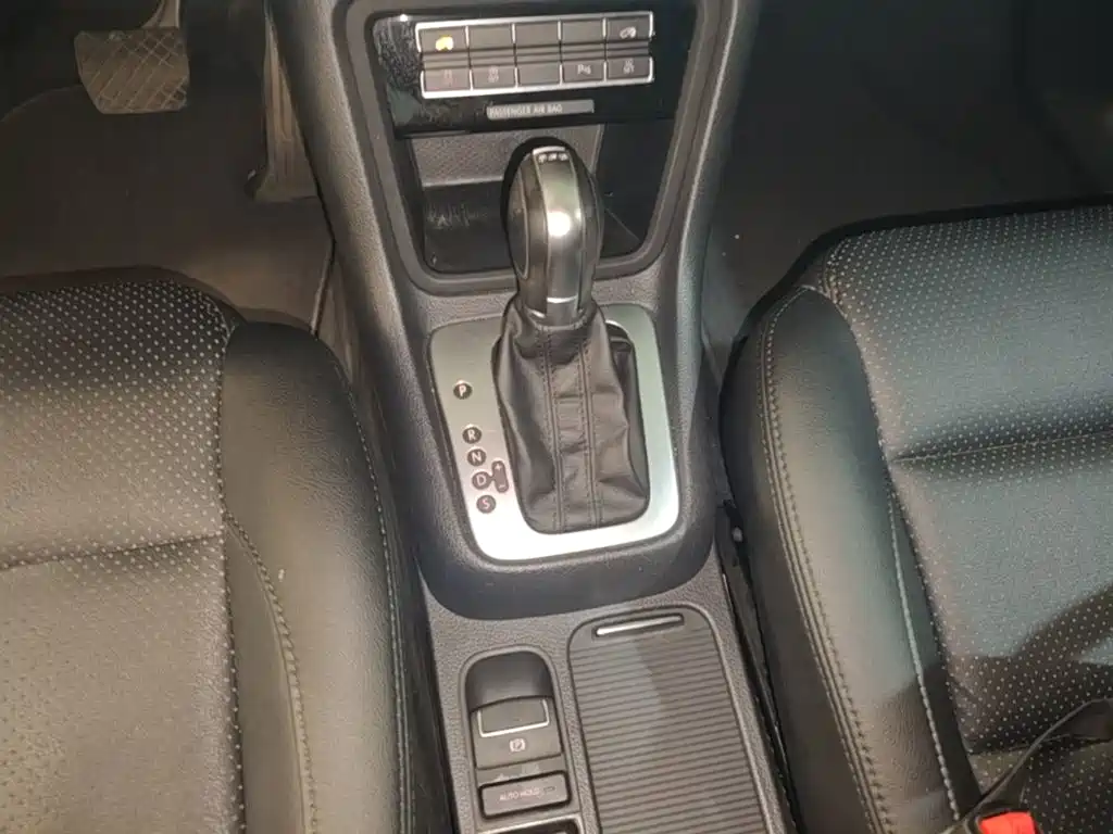 Volkswagen Sharan 2017 — фото 14