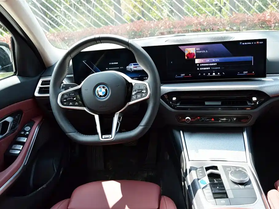 BMW i3 2025 — фото 11