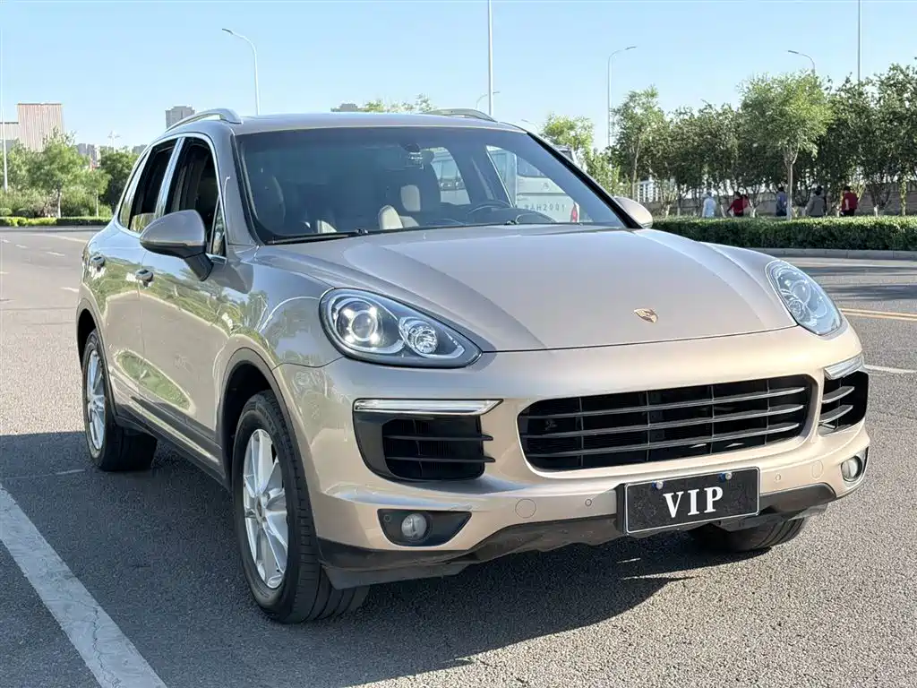Porsche Cayenne 2017 — фото 2