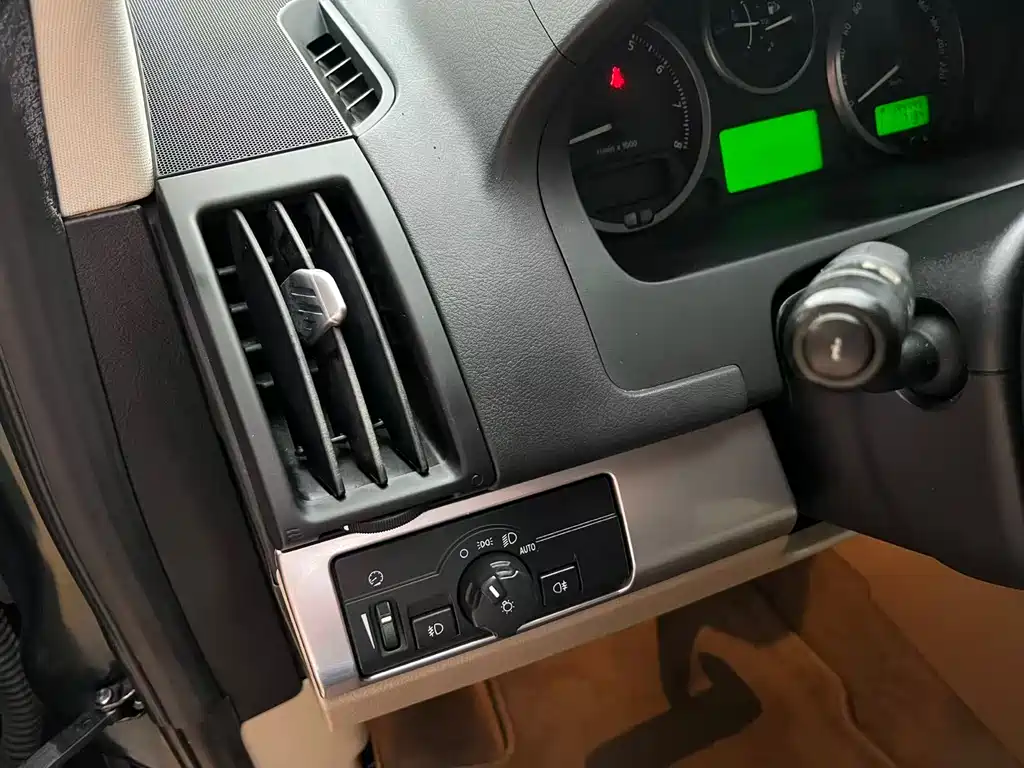Land Rover Freelander 2 2010 — фото 17