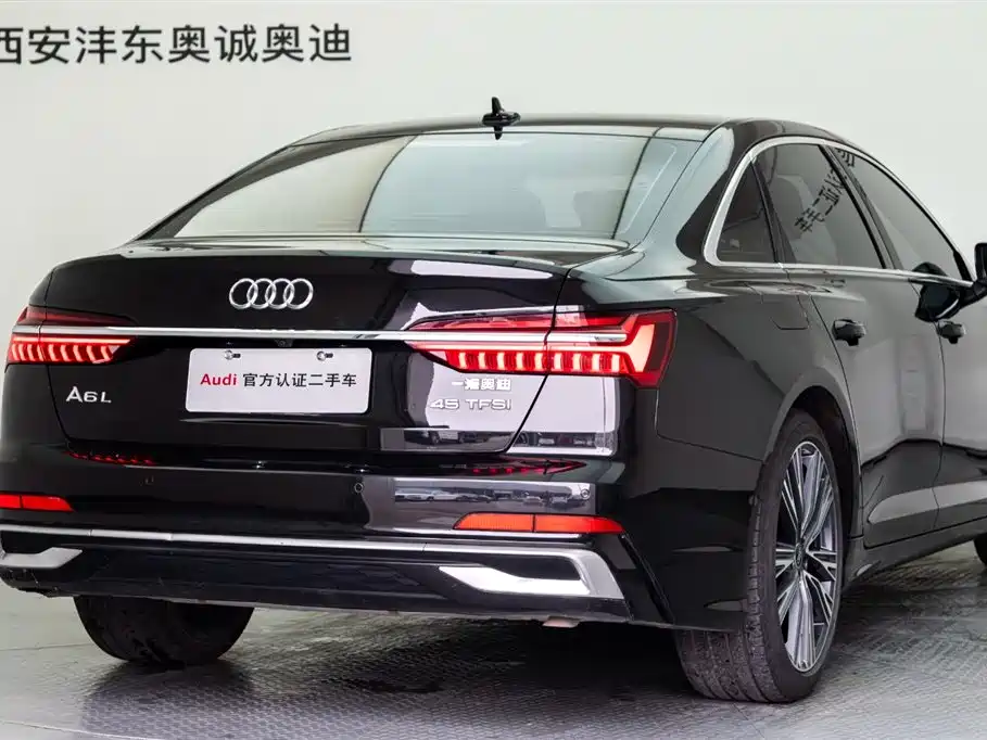Audi A6L 2023 — фото 23