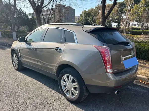 Cadillac SRX 2012