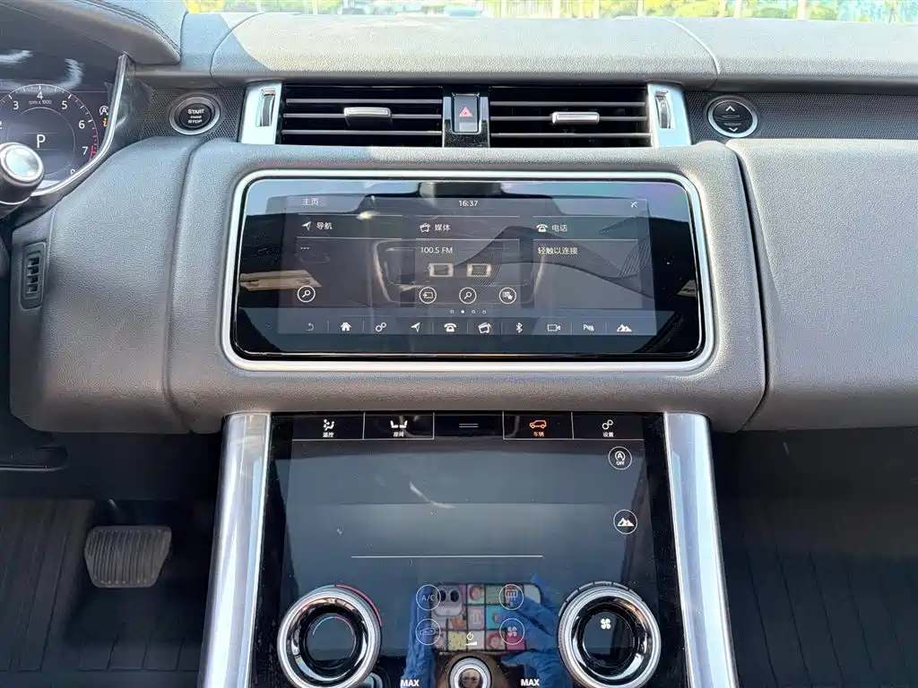 Land Rover Sport 2019 — фото 12