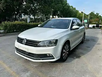 Volkswagen Sagitar 2016