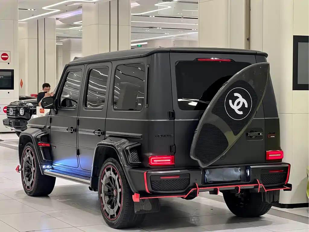 Mercedes-Benz G-Class AMG 2018 — фото 18