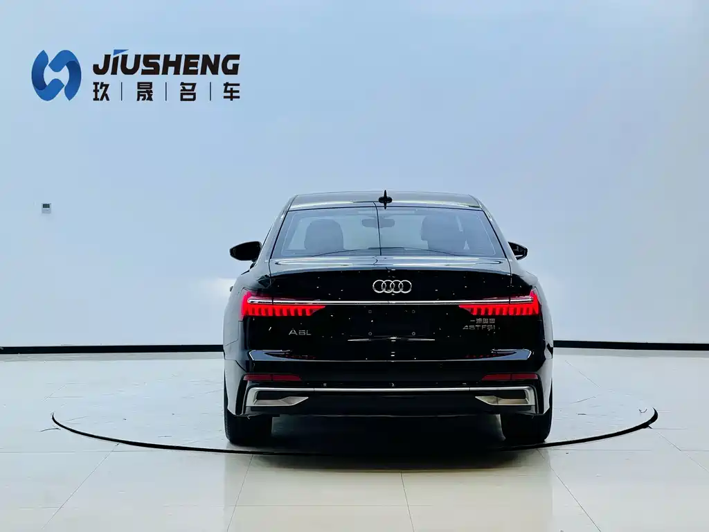 Audi A6L 2022