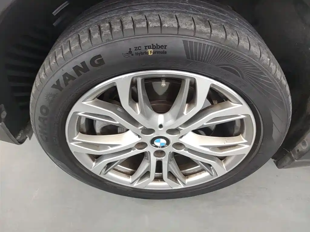 BMW X1 2018 — фото 23