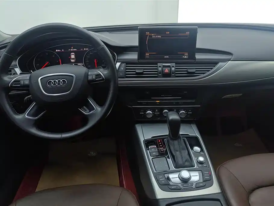 Audi A6L 2018 — фото 12