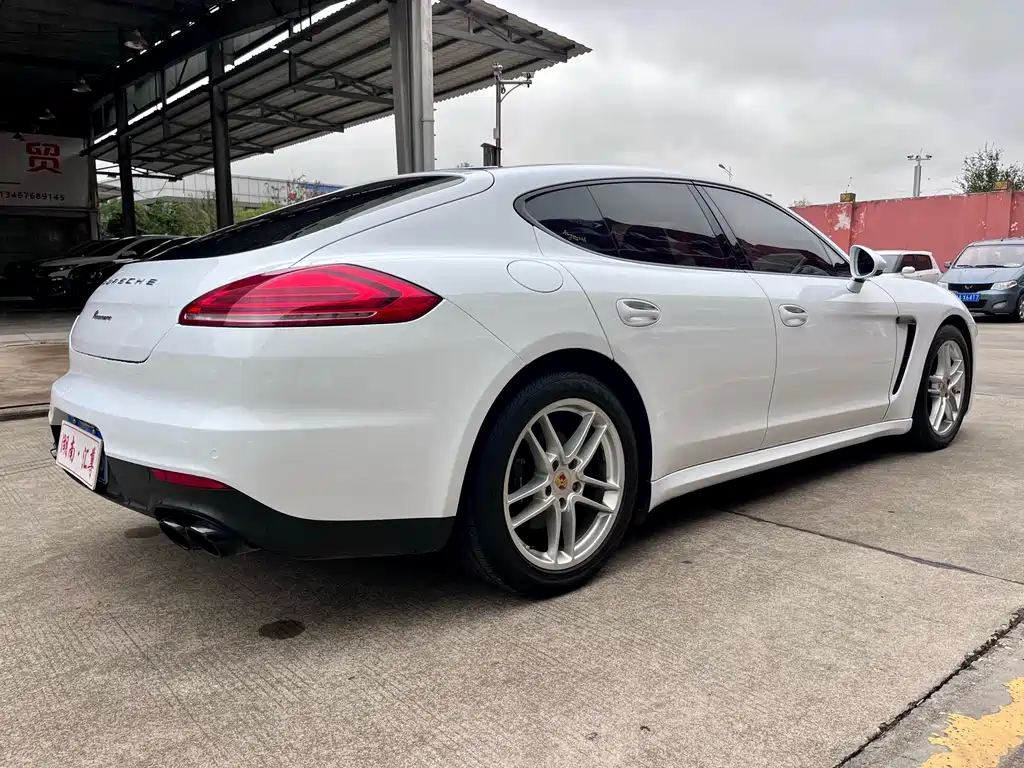Porsche Panamera 2015 — фото 4