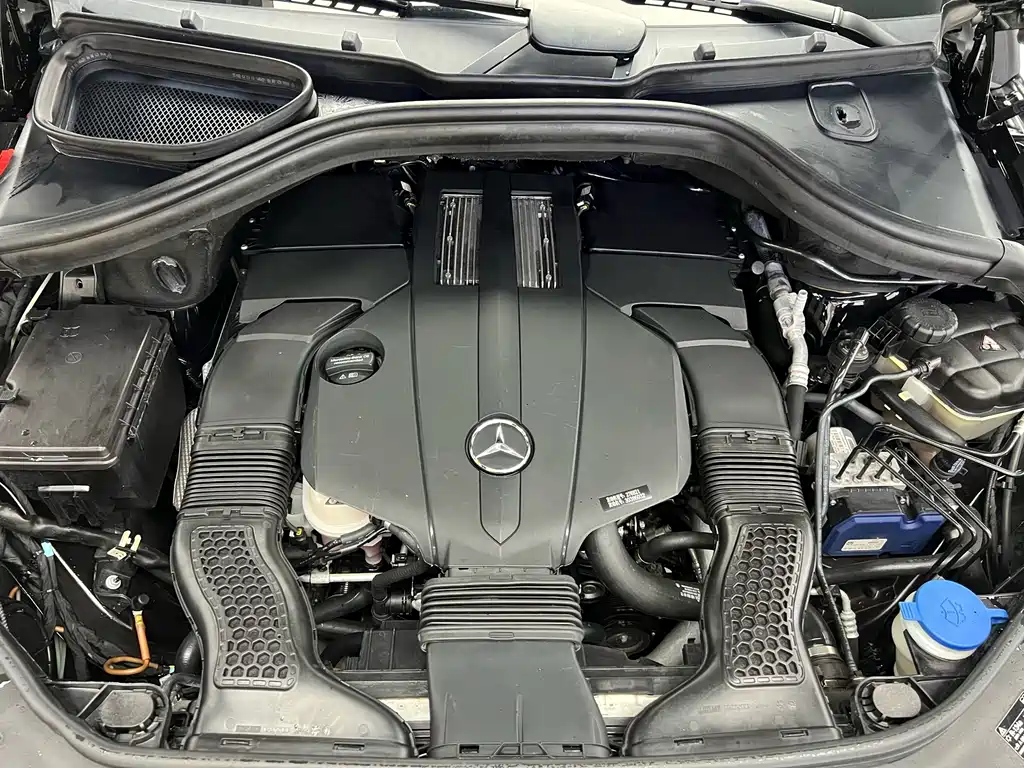 Mercedes-Benz GLS 2016 — фото 31
