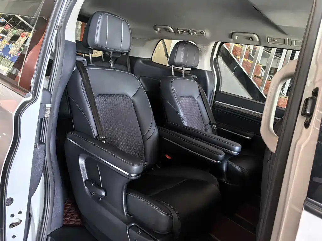 GAC Trumpchi M8 2023 — фото 14