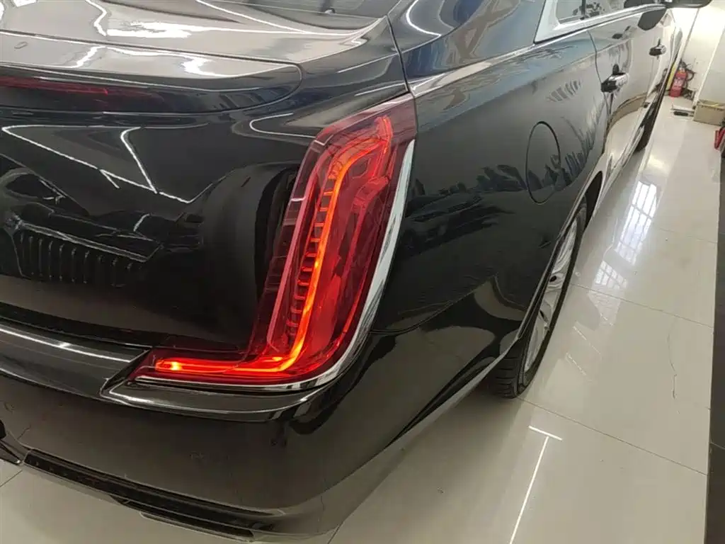 Cadillac XTS 2018 — фото 7