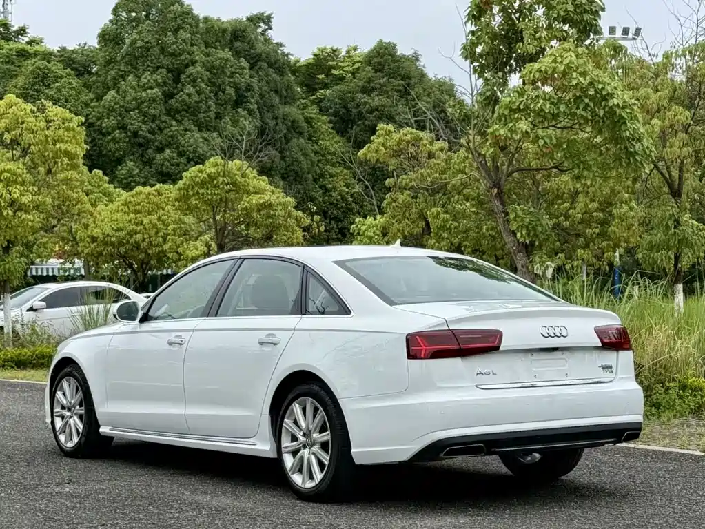 Audi A6L 2018 — фото 7