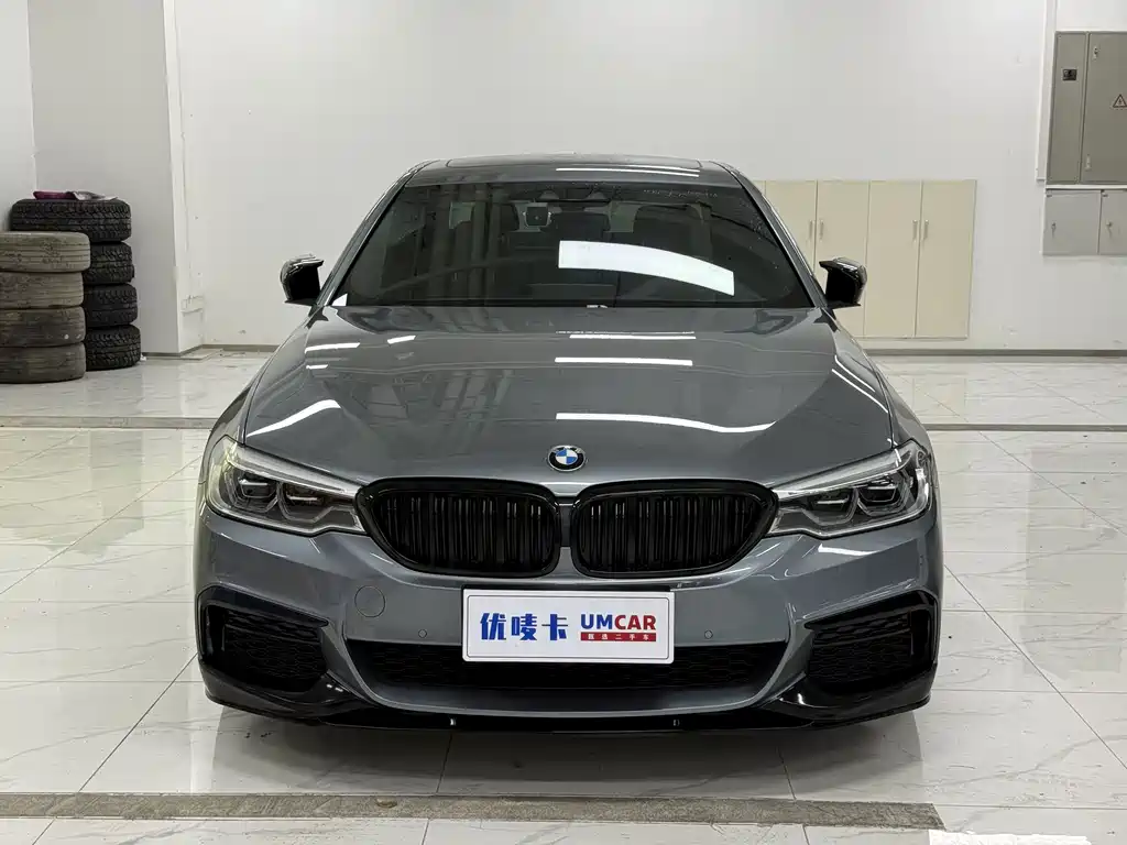 BMW 5 Series 2019 — фото 2