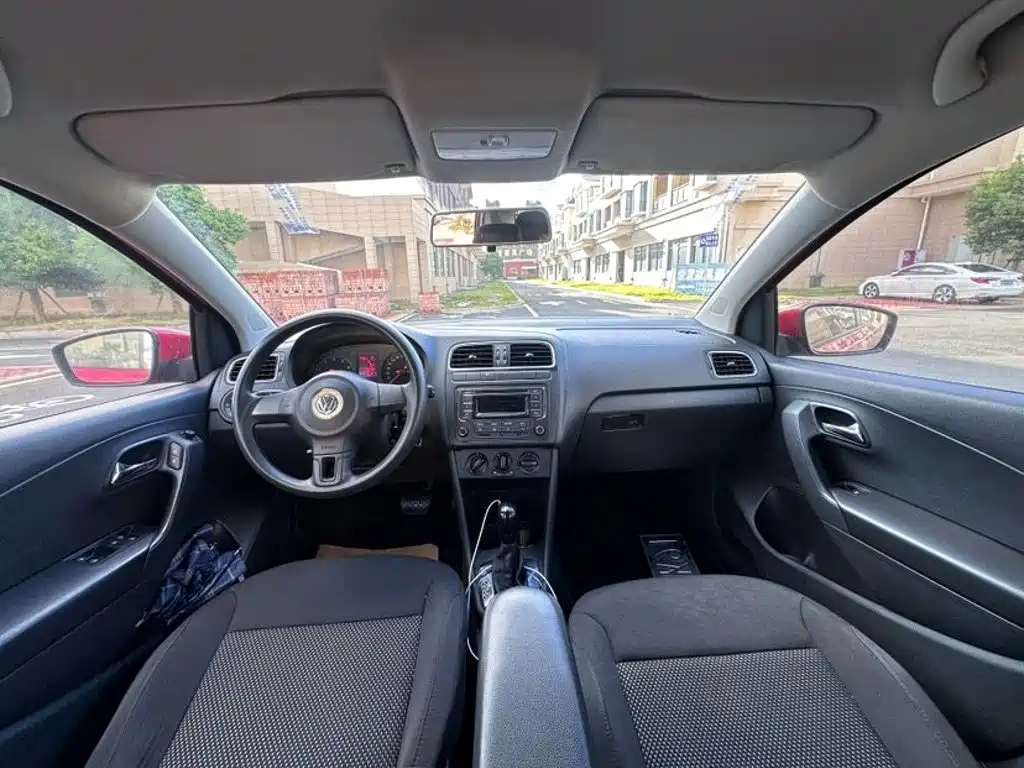 Volkswagen Polo 2014