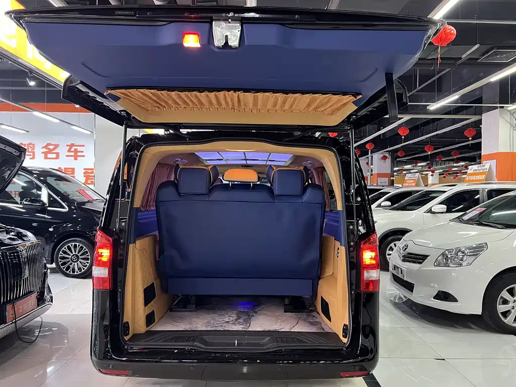 Mercedes-Benz Vito 2025 — фото 19