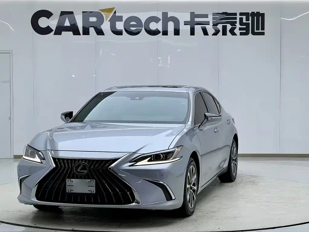 Lexus ES 2023 — фото 2