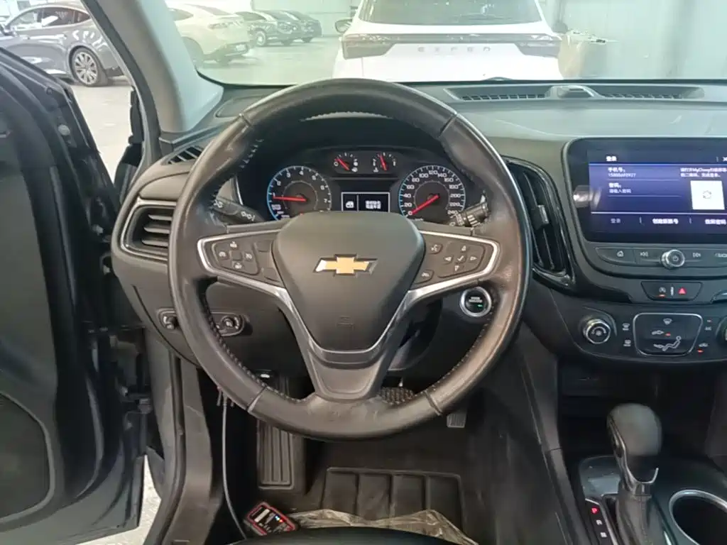 Chevrolet Equinox 2022 — фото 11