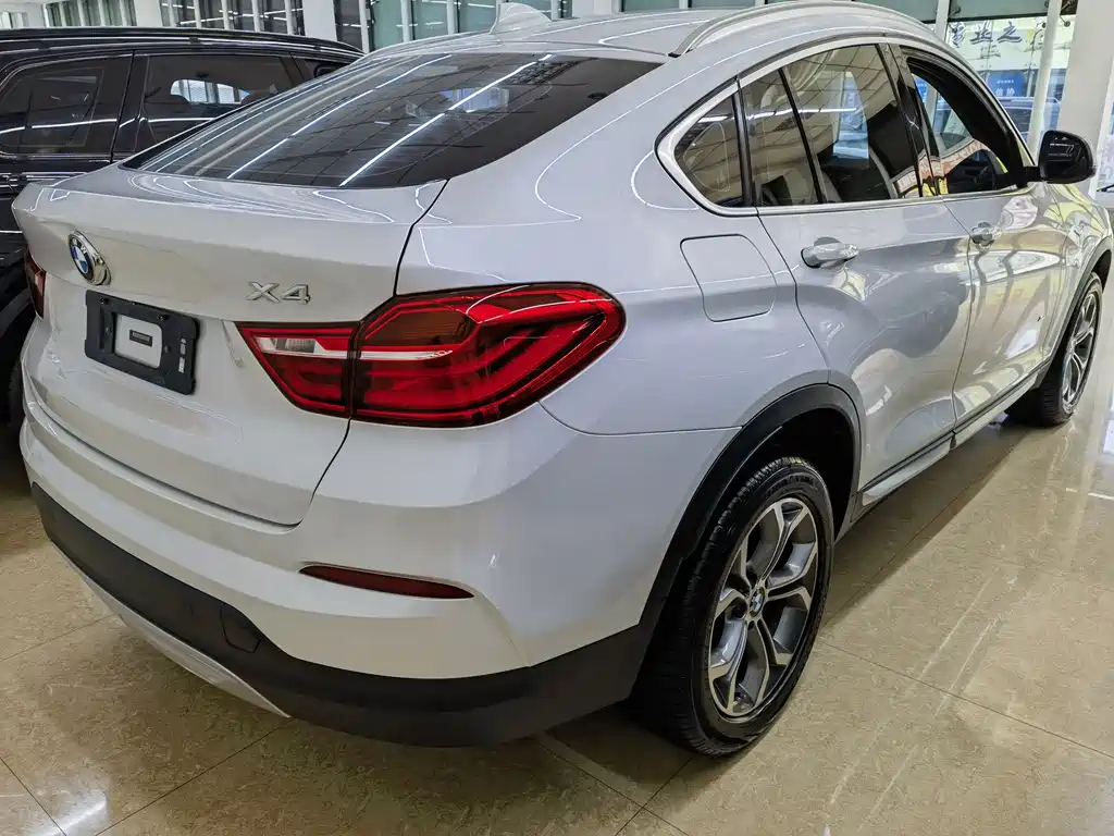 BMW X4 2015 — фото 4