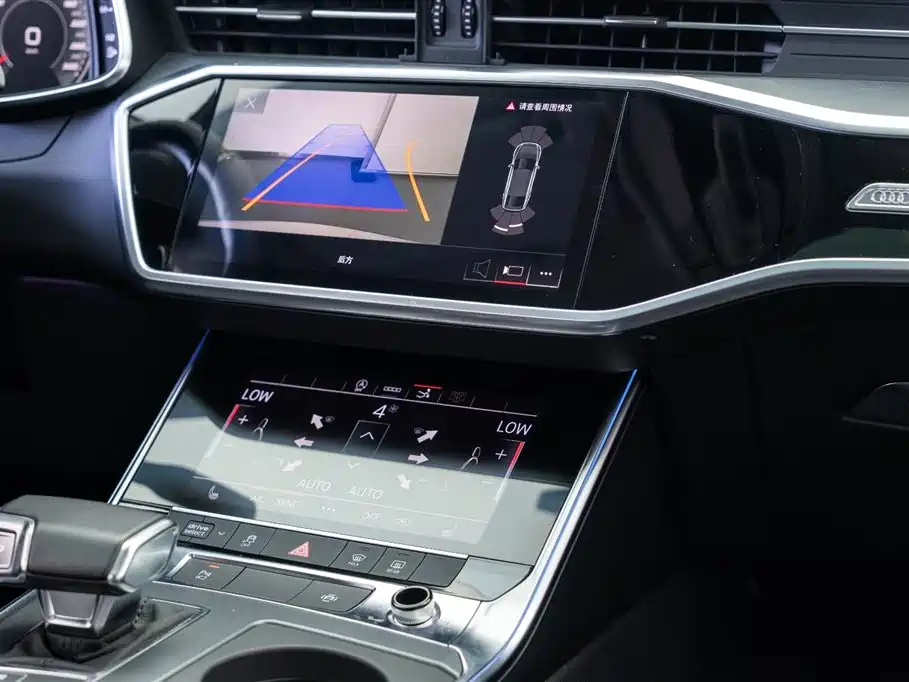 Audi A7 2021 — фото 15