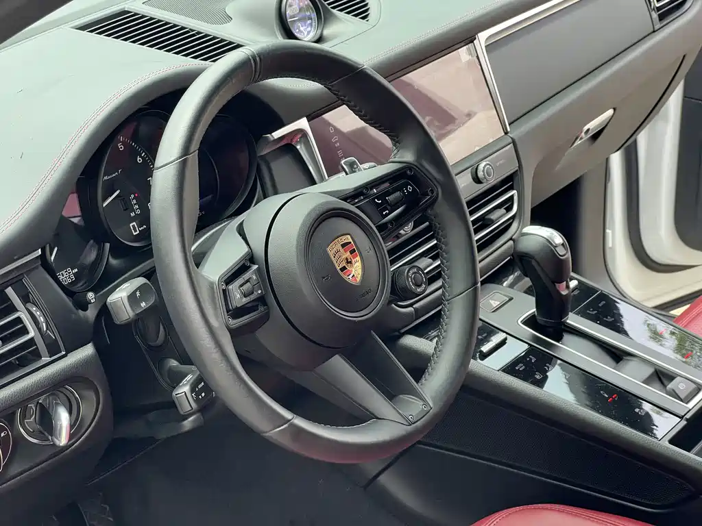 Porsche Macan 2023 — фото 12