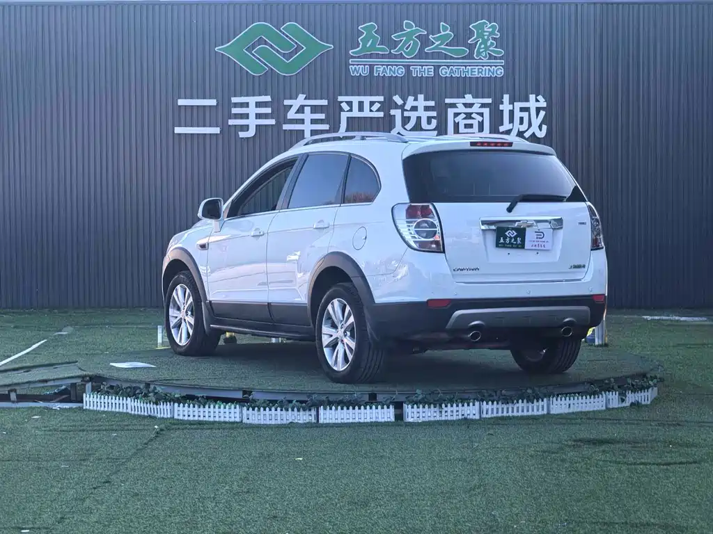 Chevrolet Captiva 2014 — фото 15