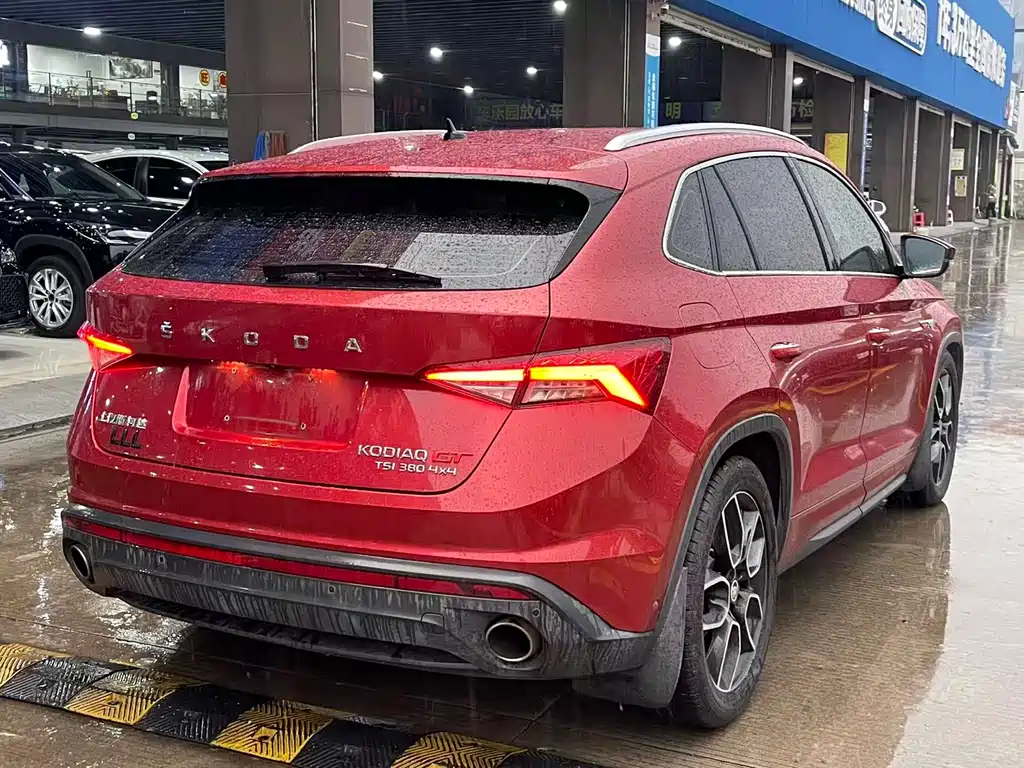 Skoda Kodiaq GT 2019 — фото 4