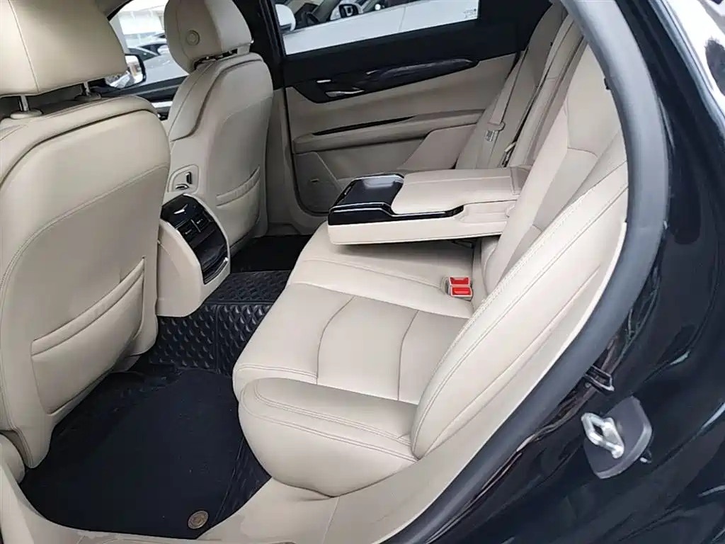 Cadillac CT6 2018 — фото 16