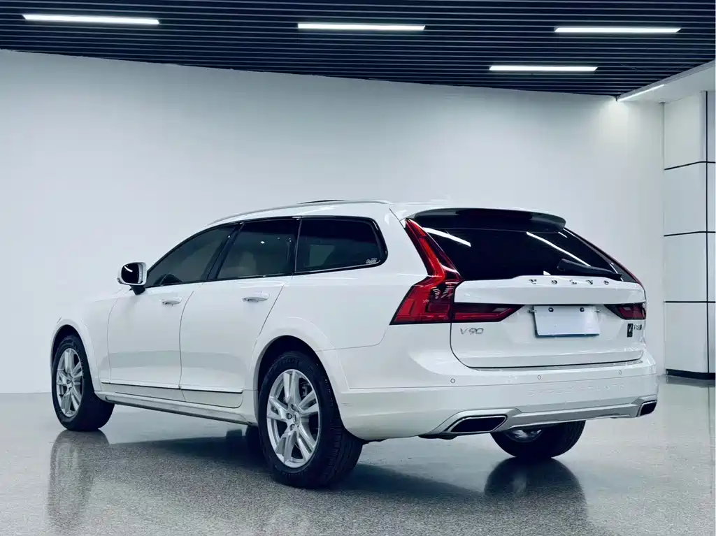 Volvo V90 2018 — фото 3