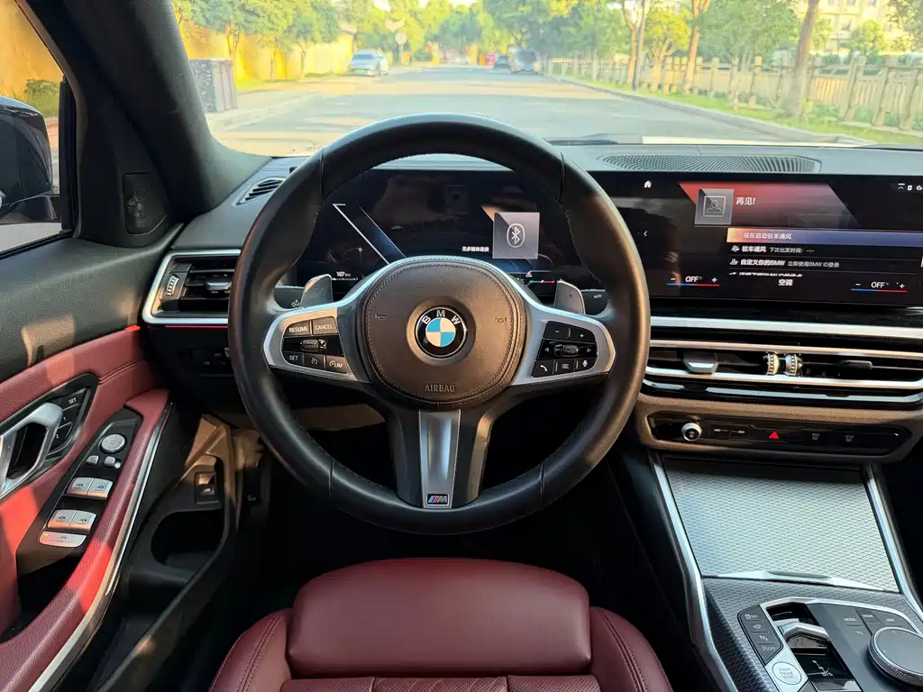 BMW 3 Series 2023 — фото 16