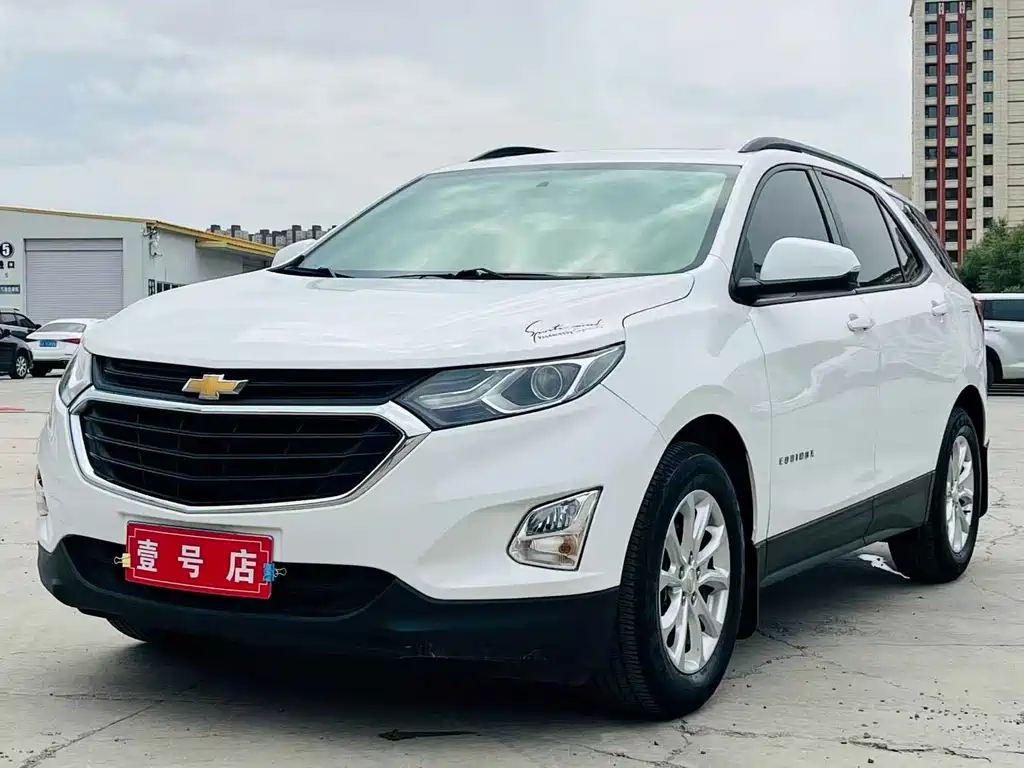 Chevrolet Equinox 2017 — фото 1