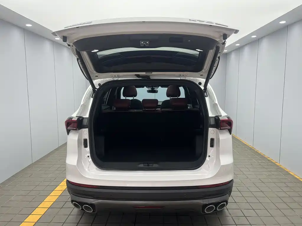 Jetour X70 PLUS 2023 — фото 19