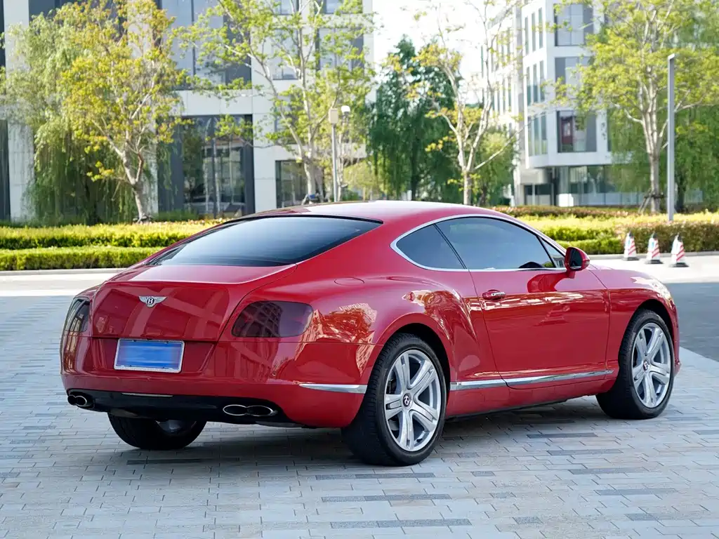 Bentley Continental 2013 — фото 4