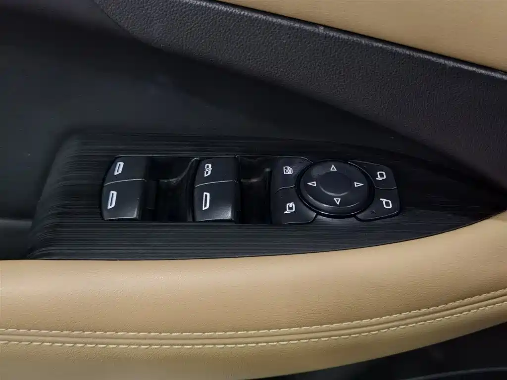 Buick LaCrosse 2018 — фото 9