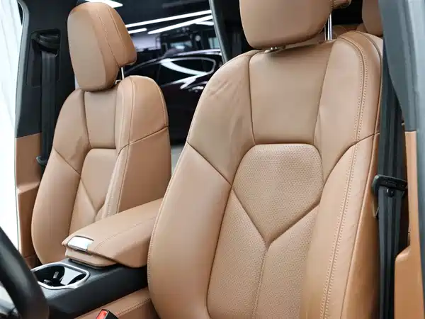 Porsche Cayenne 2016