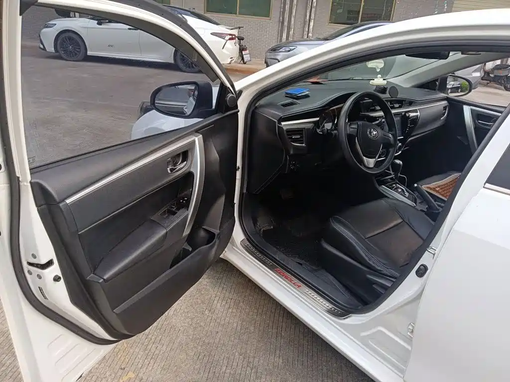 Toyota Corolla 2016 — фото 14