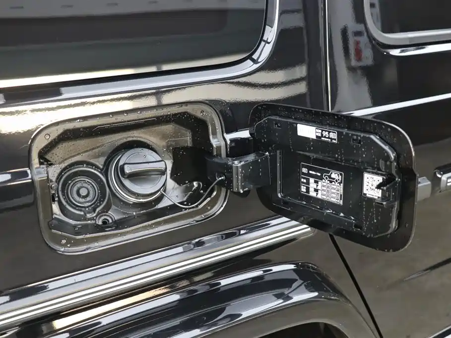 Mercedes-Benz G-Class 2023 — фото 35