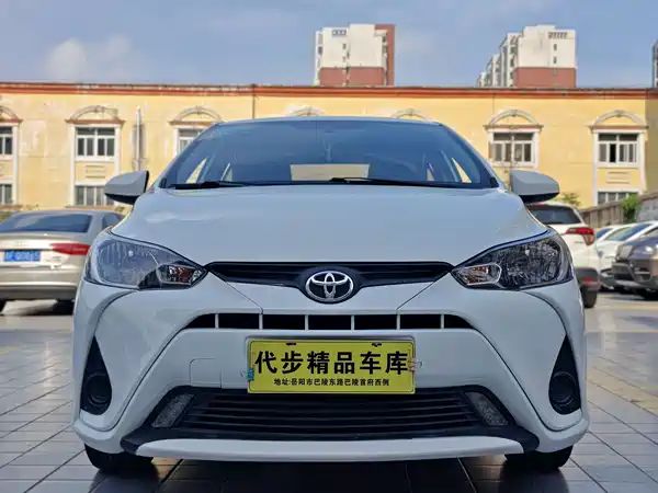 Toyota Yaris L 2017