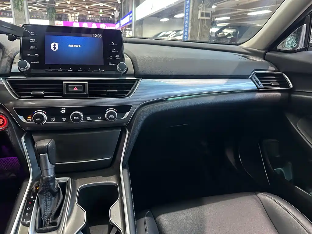 Honda Accord 2020 — фото 14