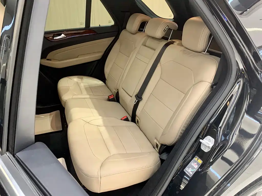 Mercedes-Benz M-Class 2015 — фото 17