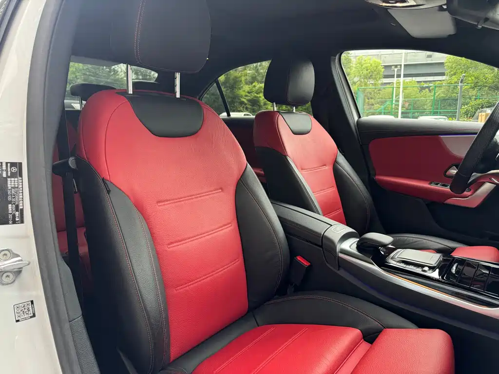 Mercedes-Benz A-Class AMG 2021 — фото 21